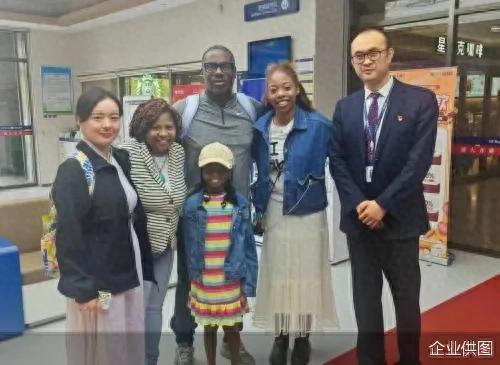 炒股配资软件排名 恒丰银行北京分行“金融知识万里行”活动传递金融温度，筑牢安全防线